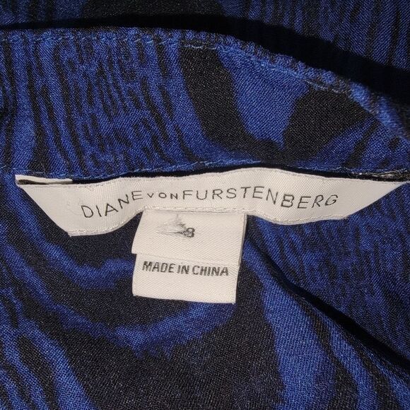 Diane von Furstenberg Dark Blue & Black Woodgrain Print Silk blouse top size 8 - Picture 7 of 10